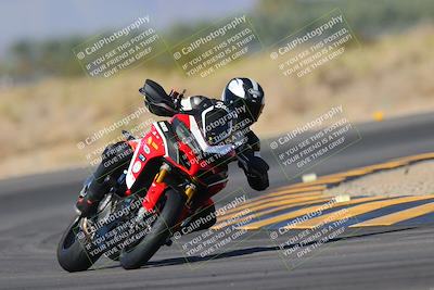 media/Nov-06-2023-Moto Forza (Mon) [[ce023d0744]]/3-Intermediate Group/Session 3 (Turn 16)/